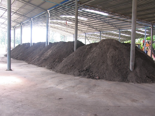 山西堆肥生产线介绍污泥堆肥的特点